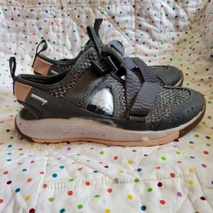 Chaco Odissey women's sandal size 5.